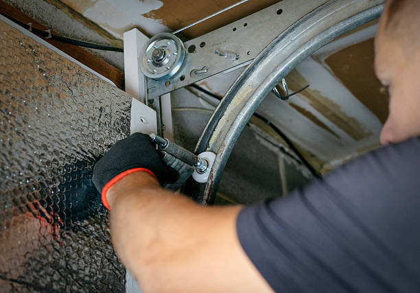 Affordable Garage Door Roller Replacement solutions in Knollwood, IL